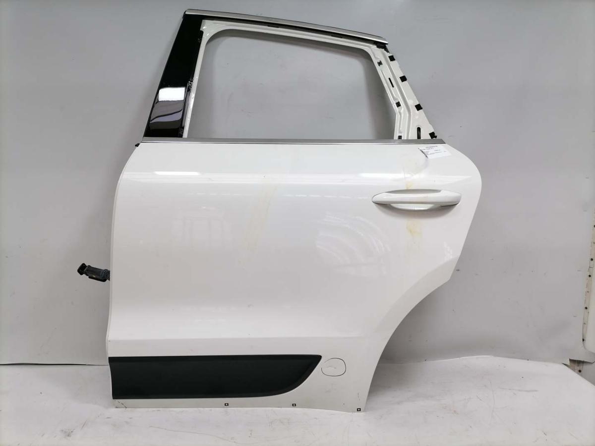 Porsche Macan original T&uuml;r hinten links Rohbau mehrere kleine Besch&auml;digungen Bj.2015